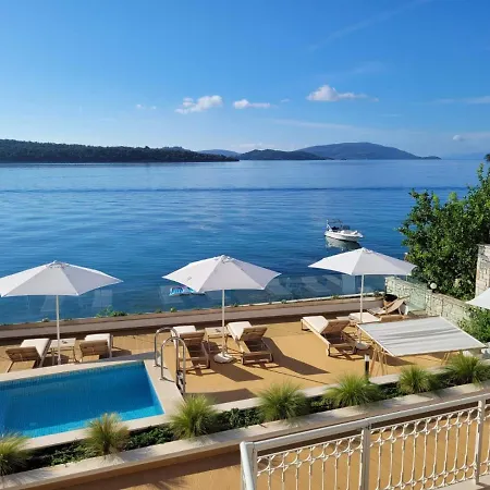 Greek House Complex B1 * Nydri (Lefkada)